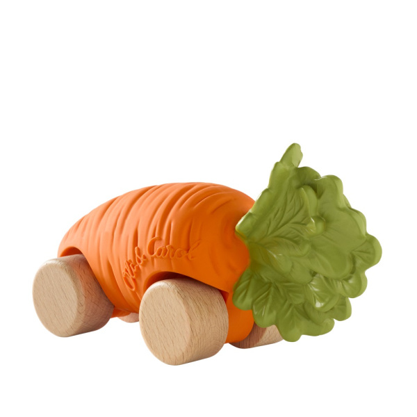 OLI&CAROL Машинка Cathy the Carrot, игрушка-прорезыватель на деревянных колёсах